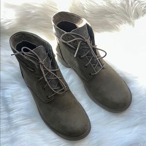 Kodiak Olive Lace-Up Boots Outdoors Waterproof Size 8